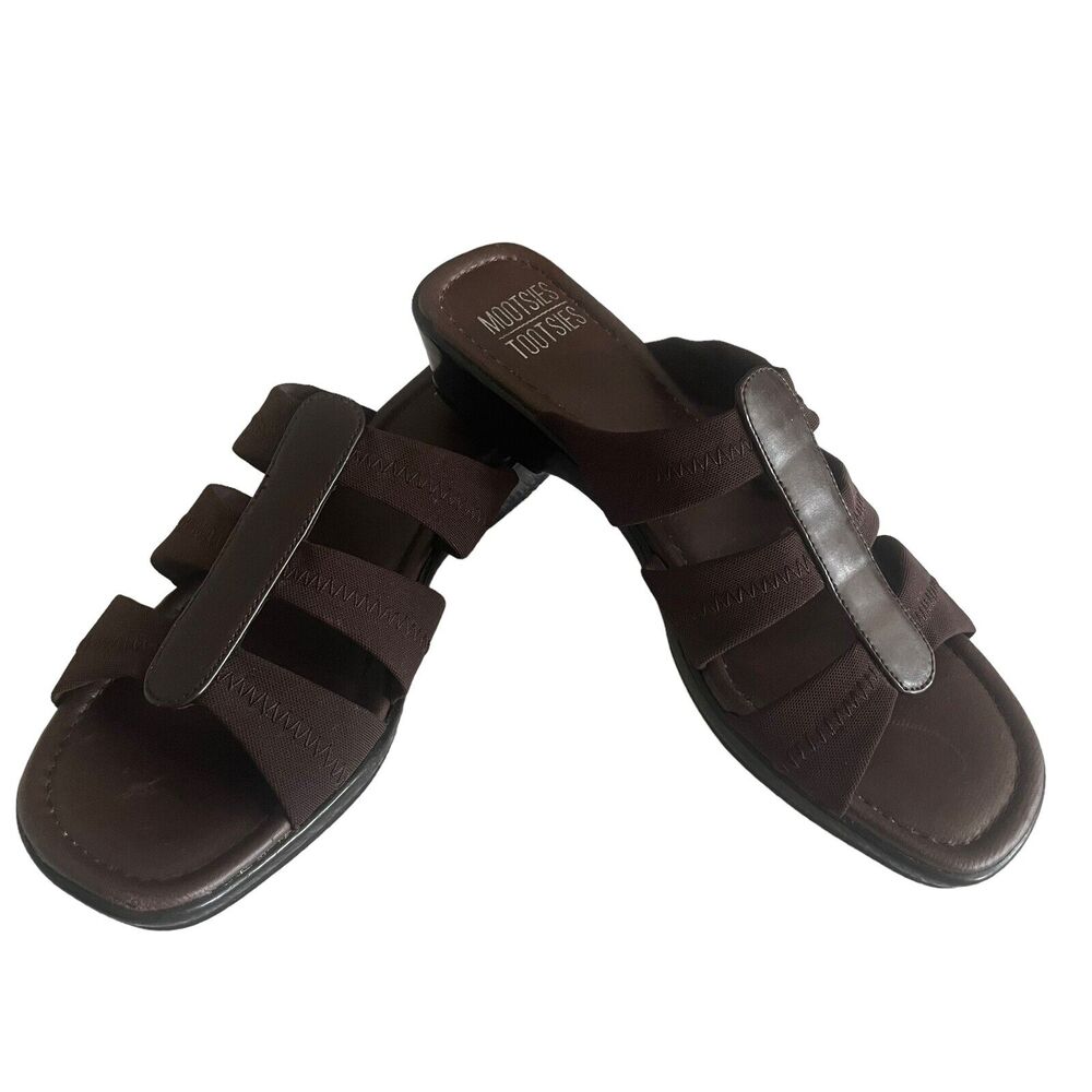 Mootsies Tootsies women`s Brown slip on strap sandals Sz/ 7 To 7.5 M